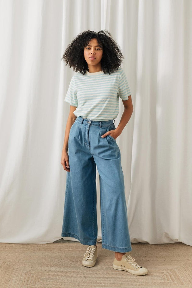 Puako T-Shirt Light Blue & Ecru Stripes - IVALO.COM