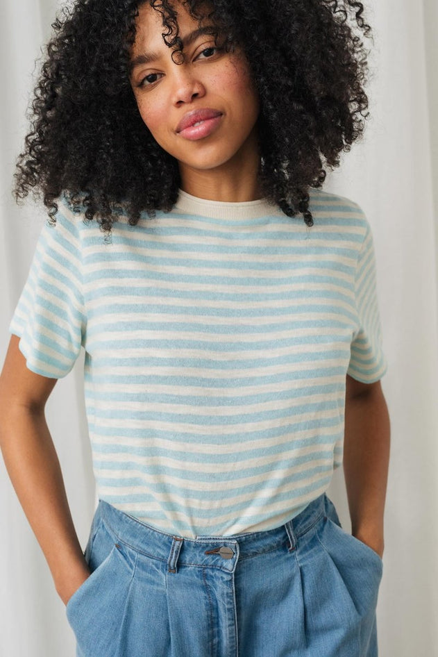 Puako T-Shirt Light Blue & Ecru Stripes - IVALO.COM