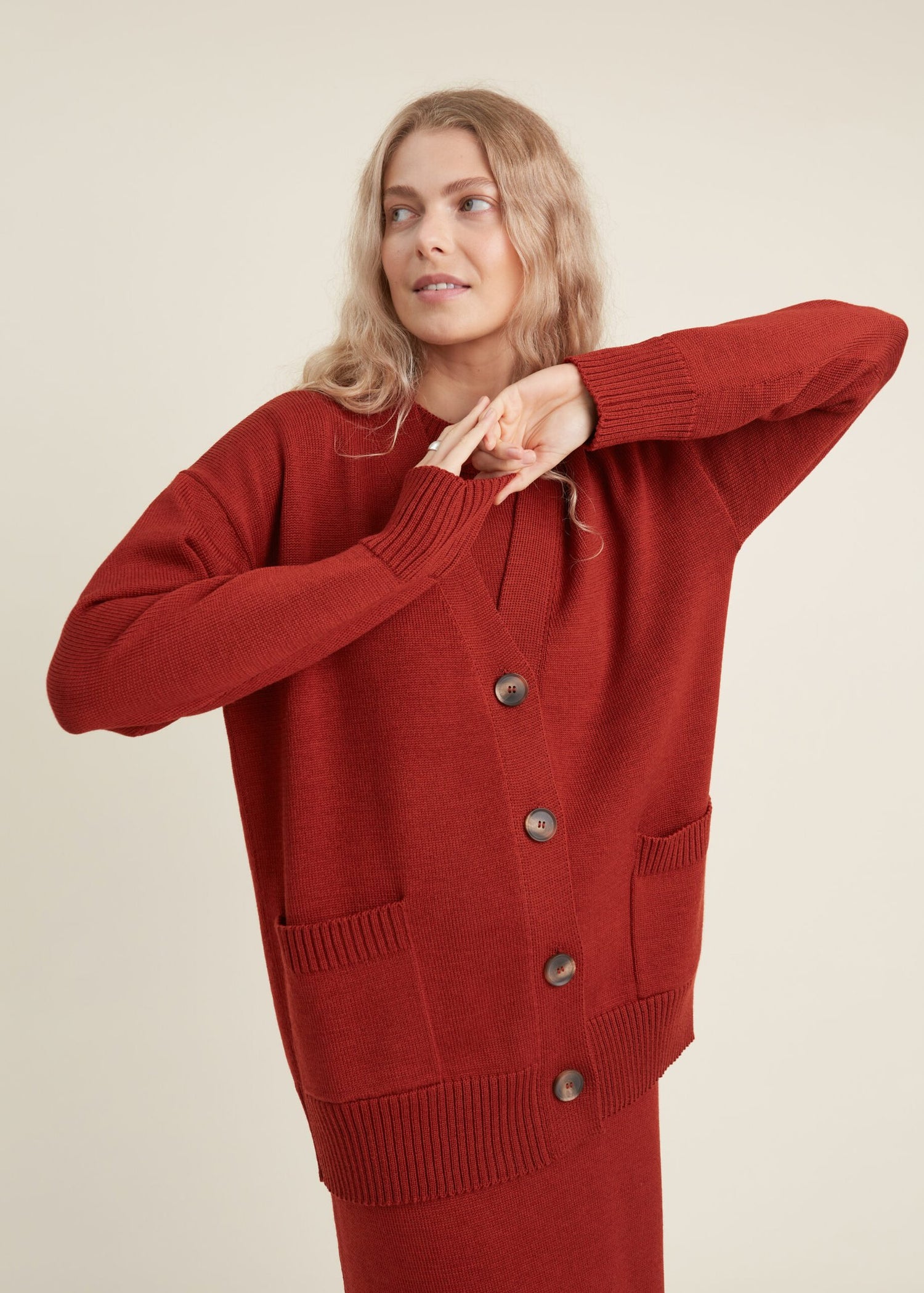 Button-Up Merino Wool Cardigan Rust