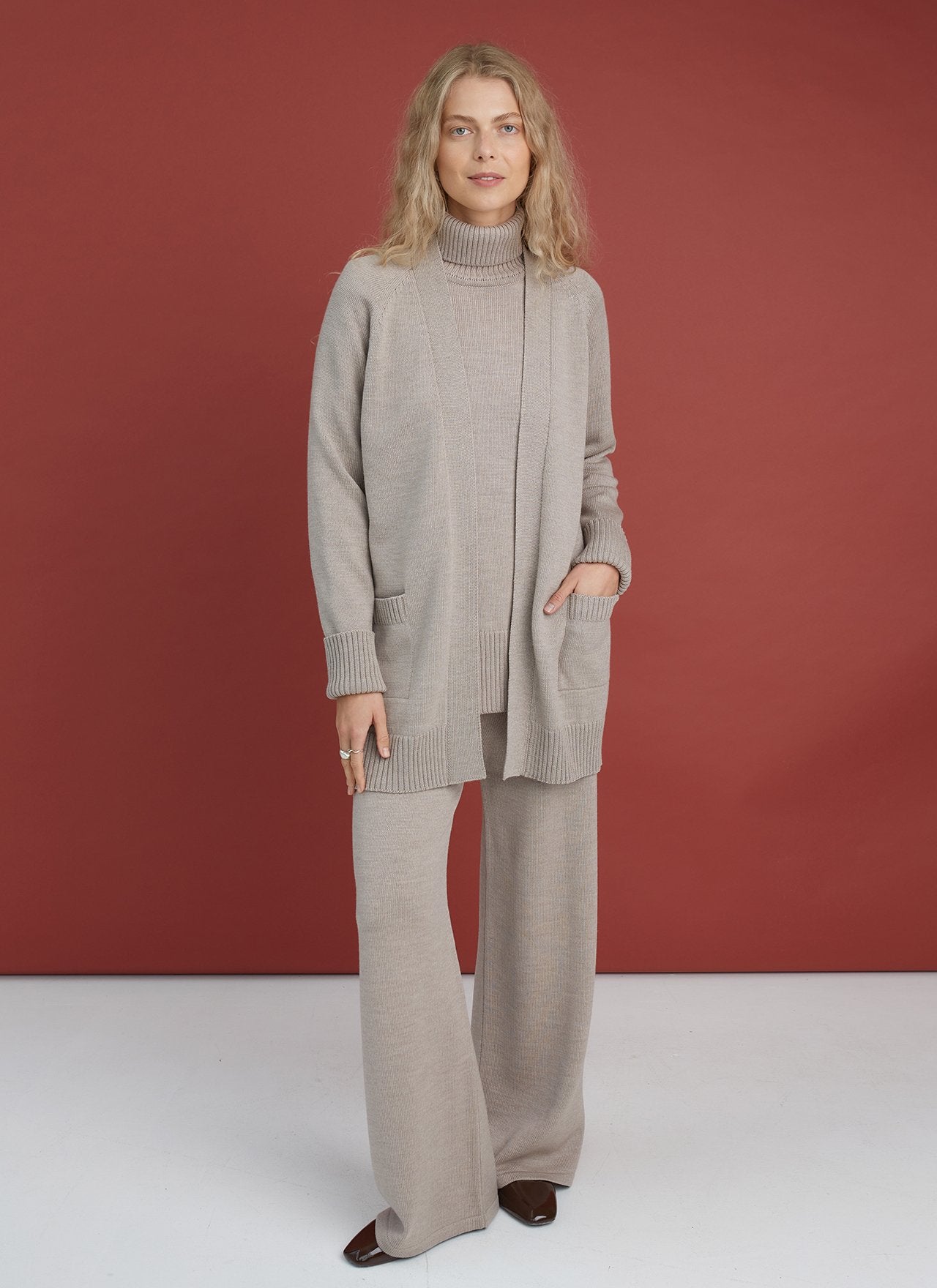 Knitted Merino Wool Cardigan with Pockets Beige