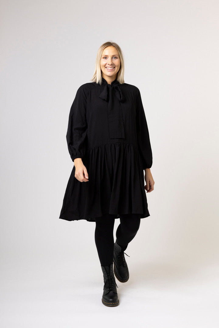 Flowy Dress Black