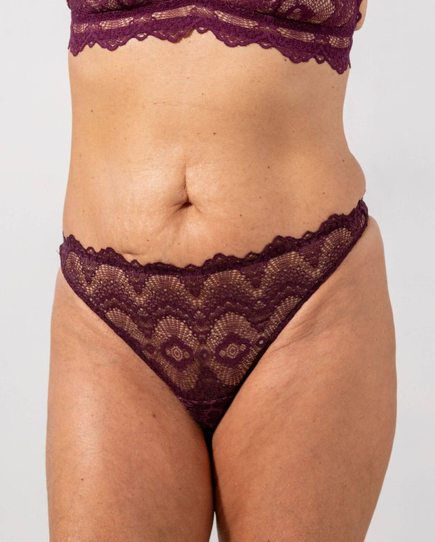 Lace Thong Cherry