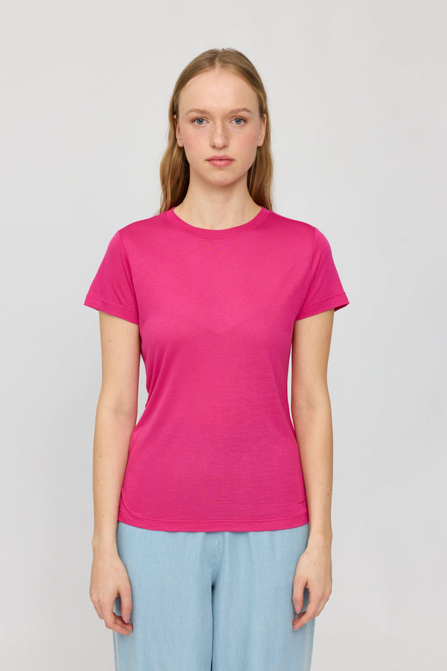 Women's Basic T-Shirt