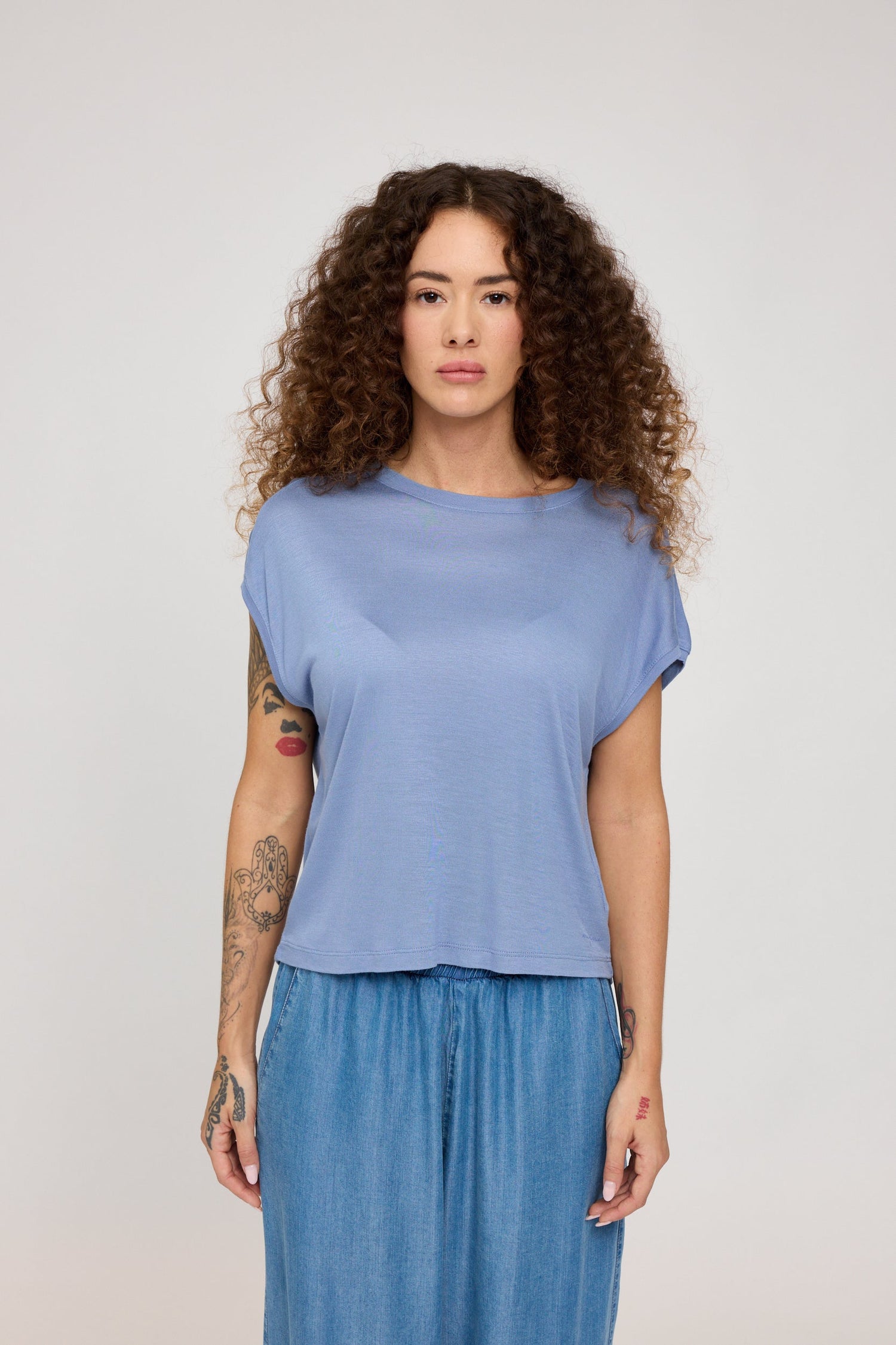 Cropped Loose Fit T-Shirt