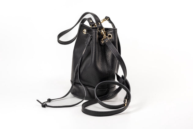 Leather Bucket Bag Chelsea Collection Black