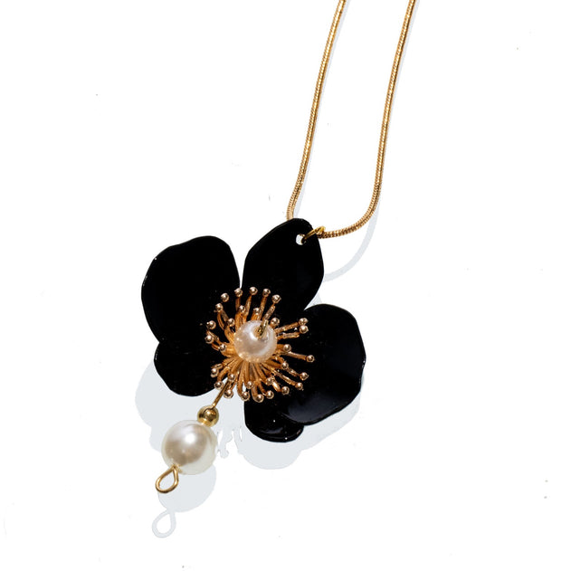 Butterfly Orchid Pearl Necklace White