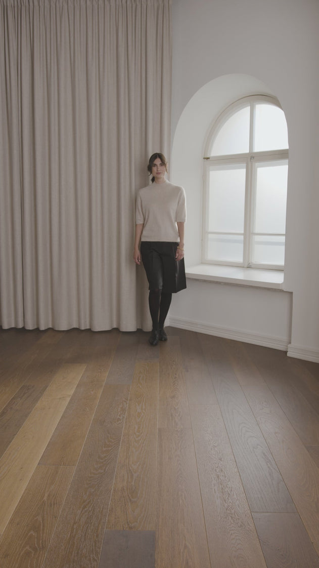 Short-sleeved Half-Plaid Collar Cashmere Sweater Latte