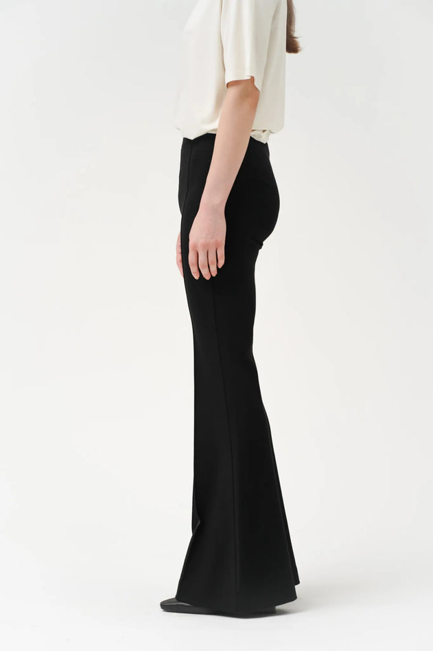 Lindy Belle Pant Black - IVALO.COM