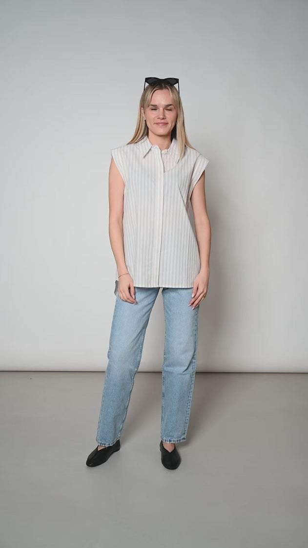 Blouse With A Back Slit White Stripes