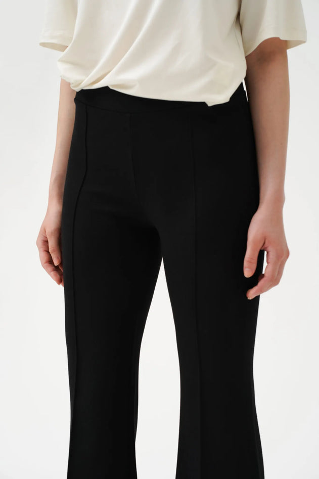 Lindy Belle Pant Black - IVALO.COM