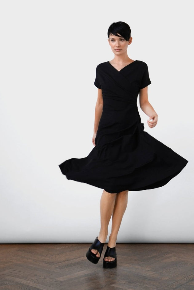 Anis Dress Black - IVALO.COM