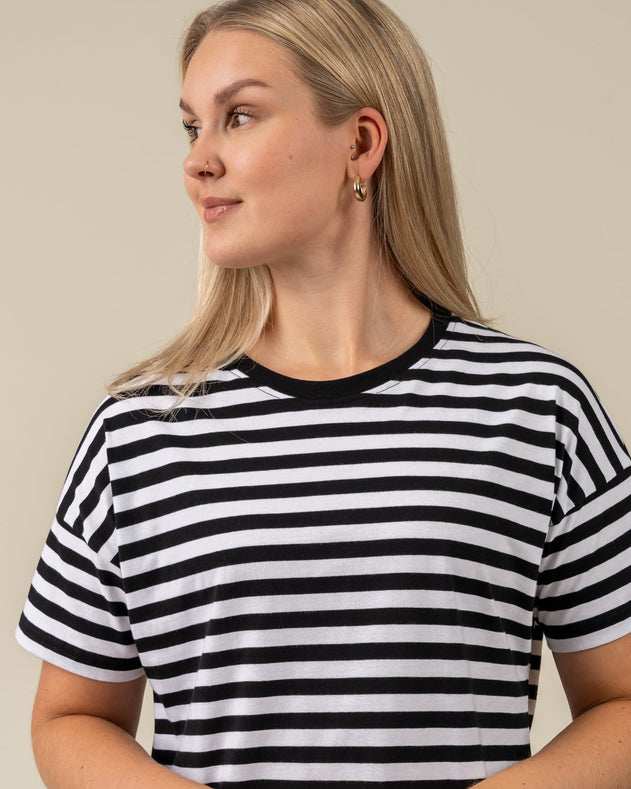 Muisto T-Shirt Dress Black/White Stripe