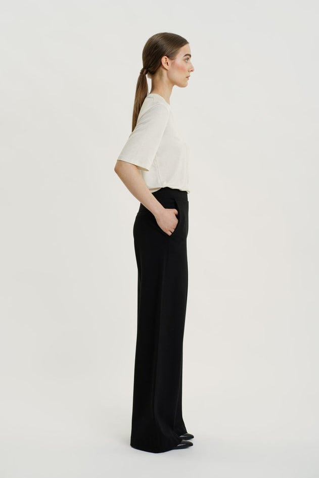 Leia Wide Pants Black - IVALO.COM