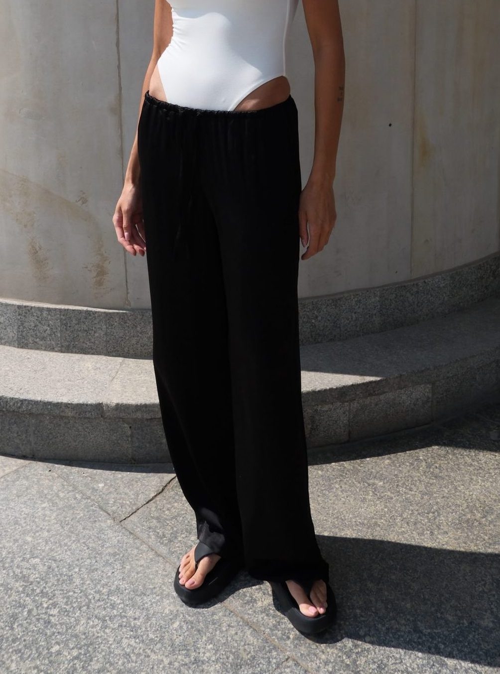 Satin Trousers With Tied Pockets Black