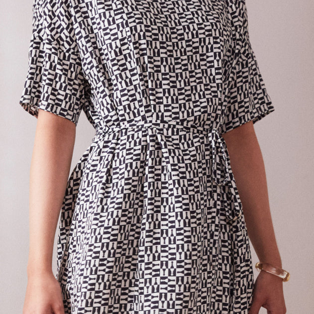 Short Round Neck Day Dress Chess Print