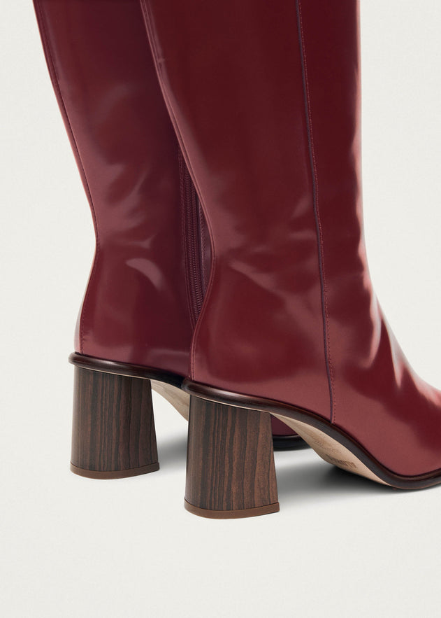 East Leather Boots Sleek Burgundy