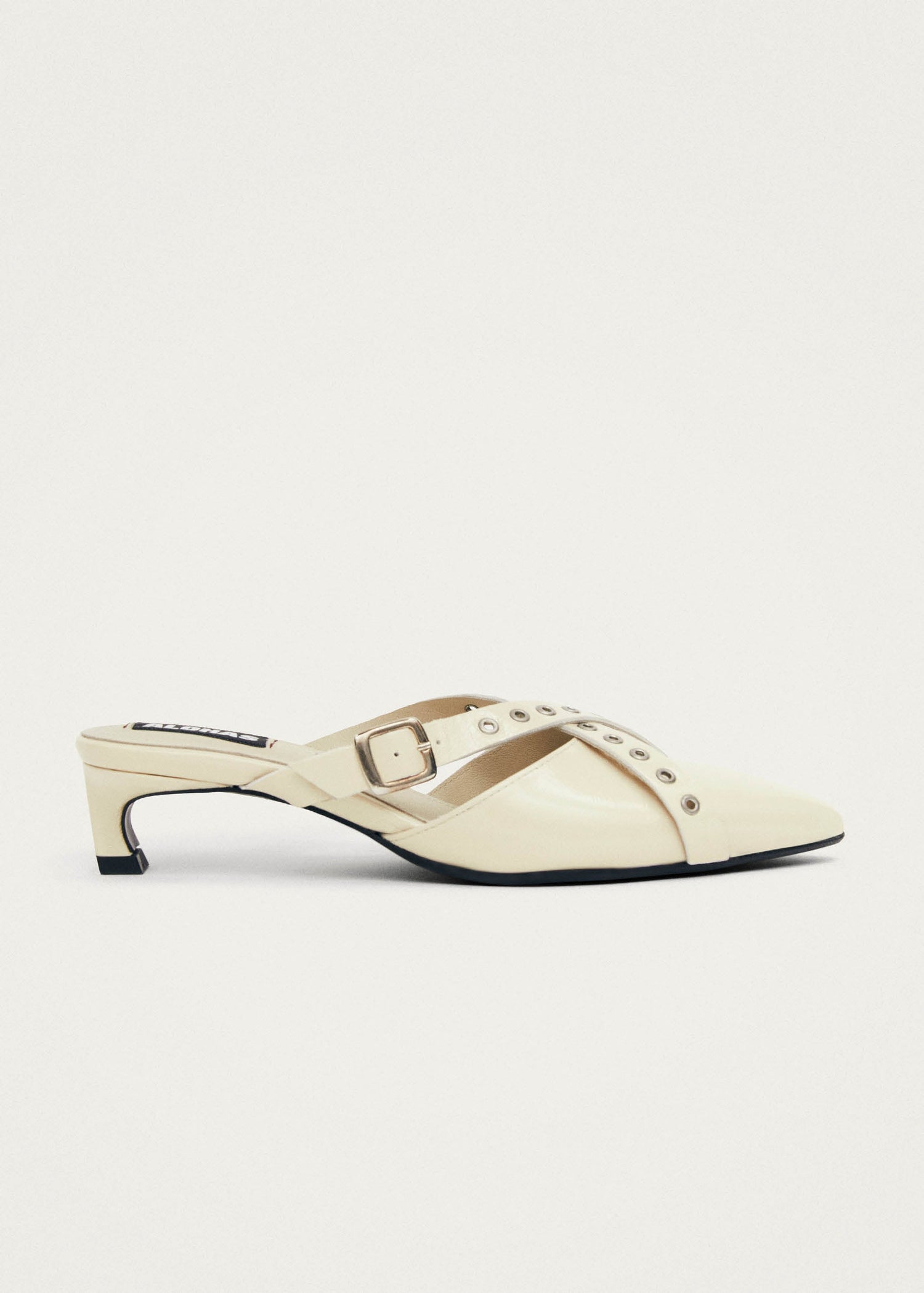 Zyra Leather Mules Onix Cream