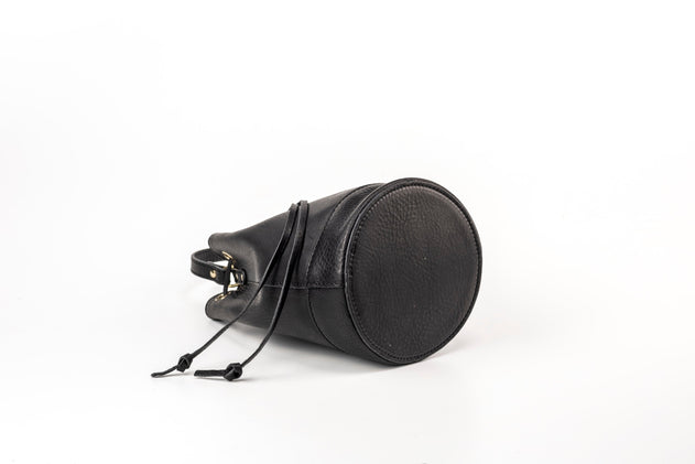 Leather Bucket Bag Chelsea Collection Black