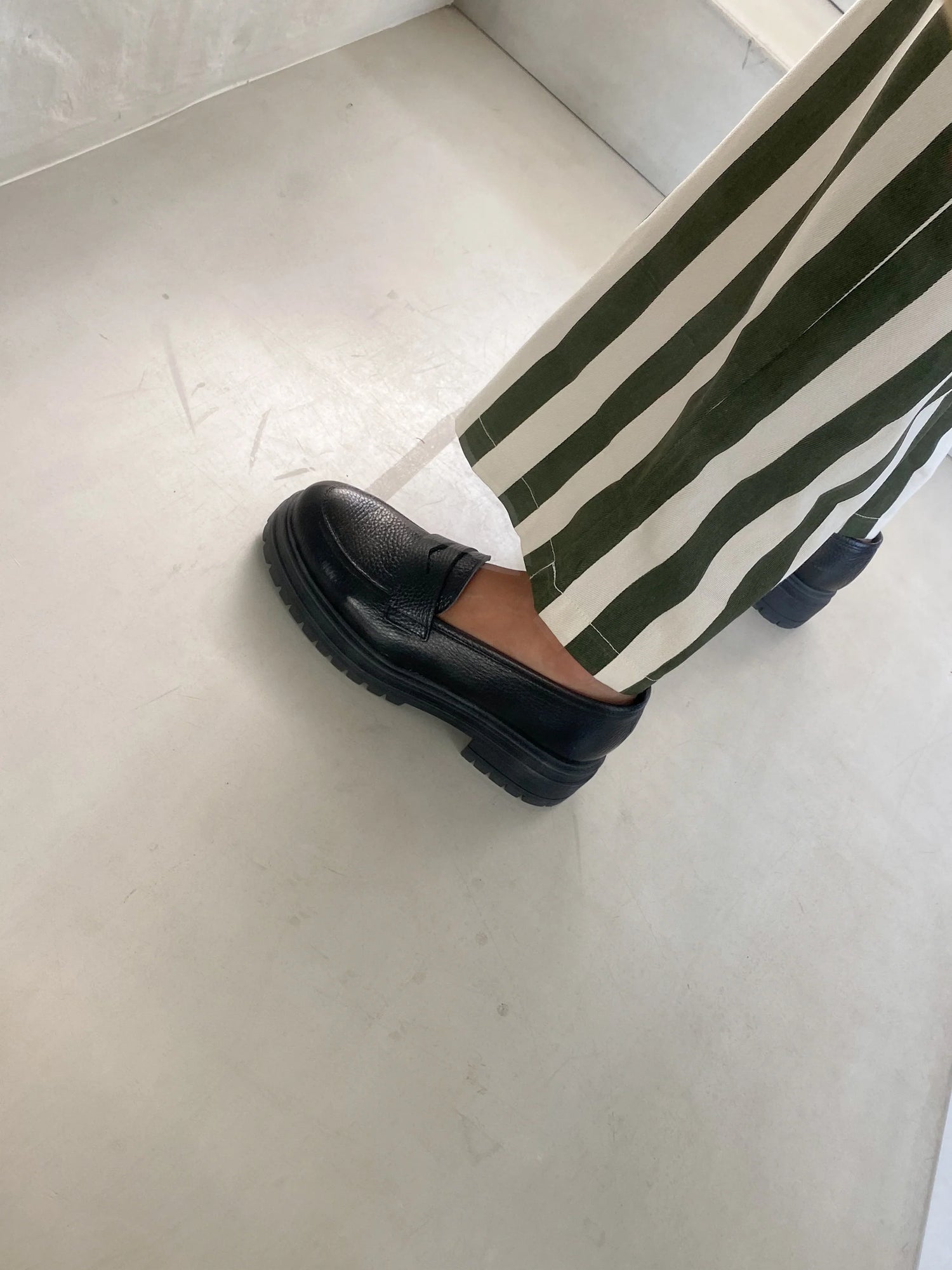 Moccasins Black