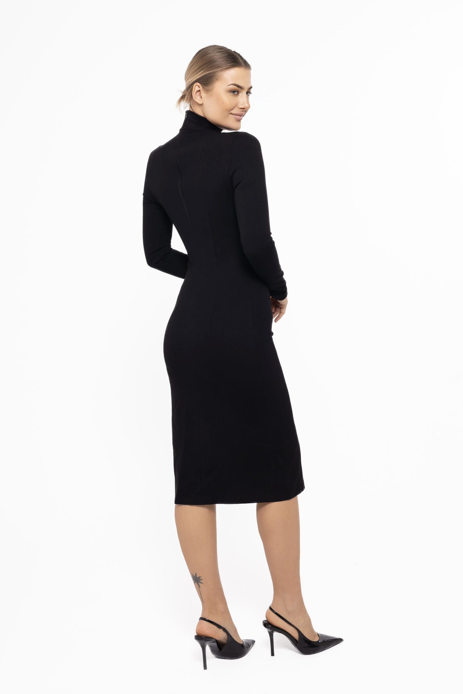 Laurell Elegant Knee-Length Dress Black