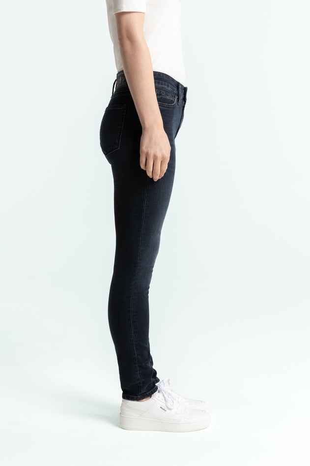 Juno Medium Jeans Blue Black Worn