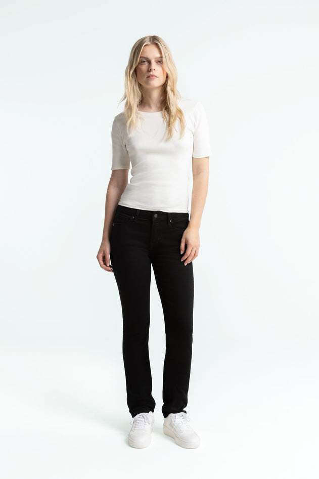Emi Jeans Stay Black Rinse