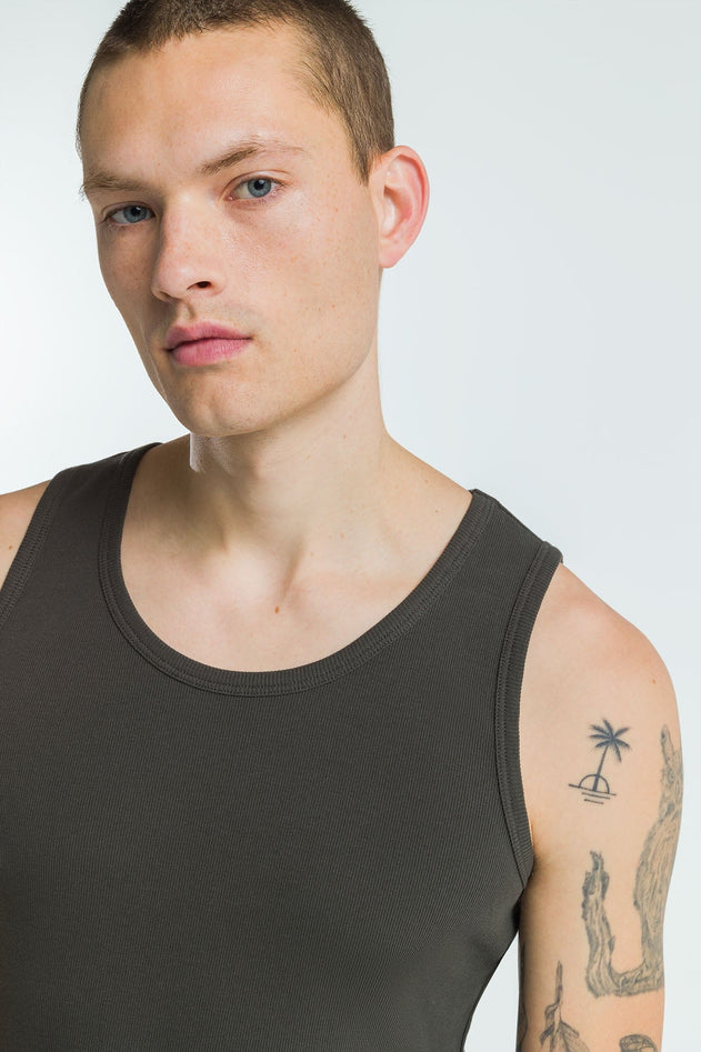 Hadrian Sleeveless Top Peat