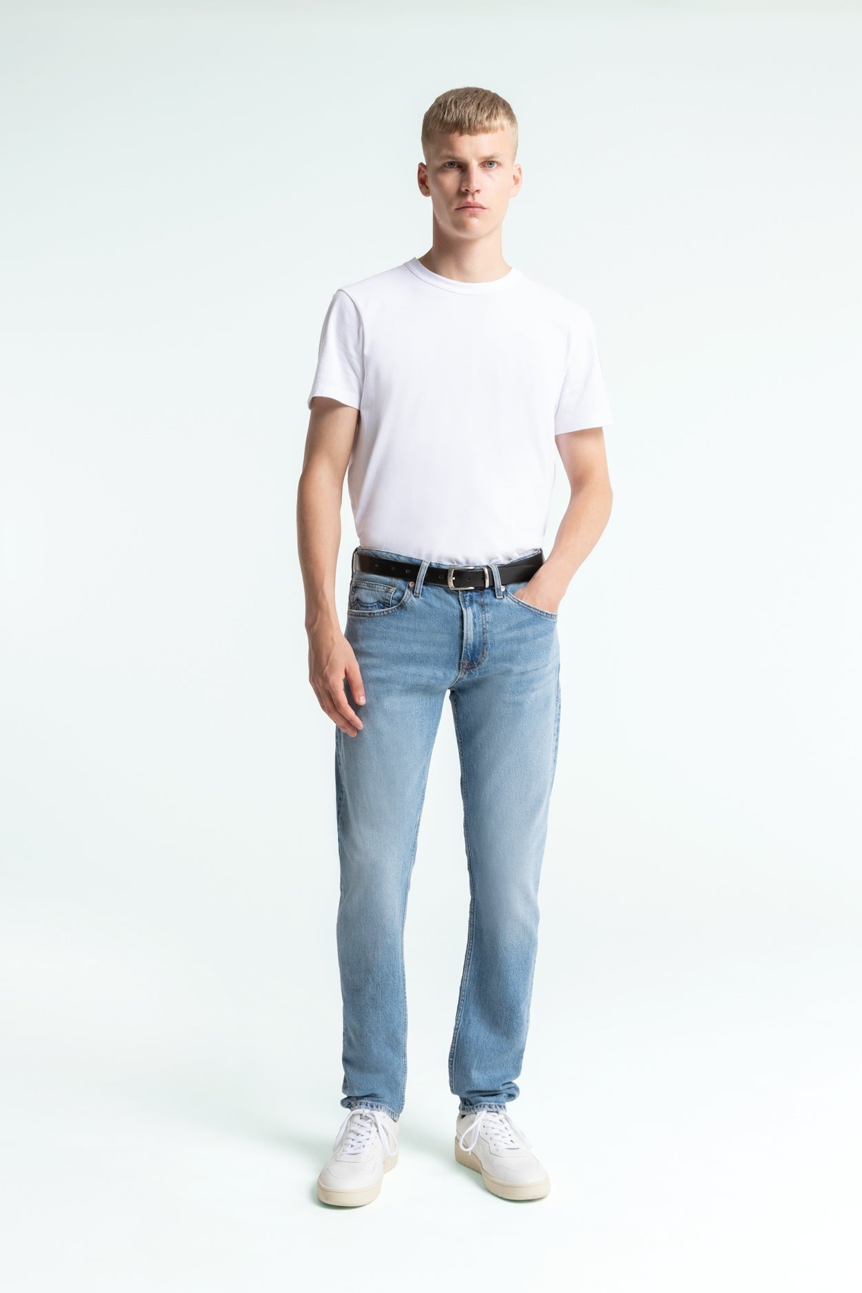 Men's Charles Jeans Antonie Deep Royal Tencel Mid