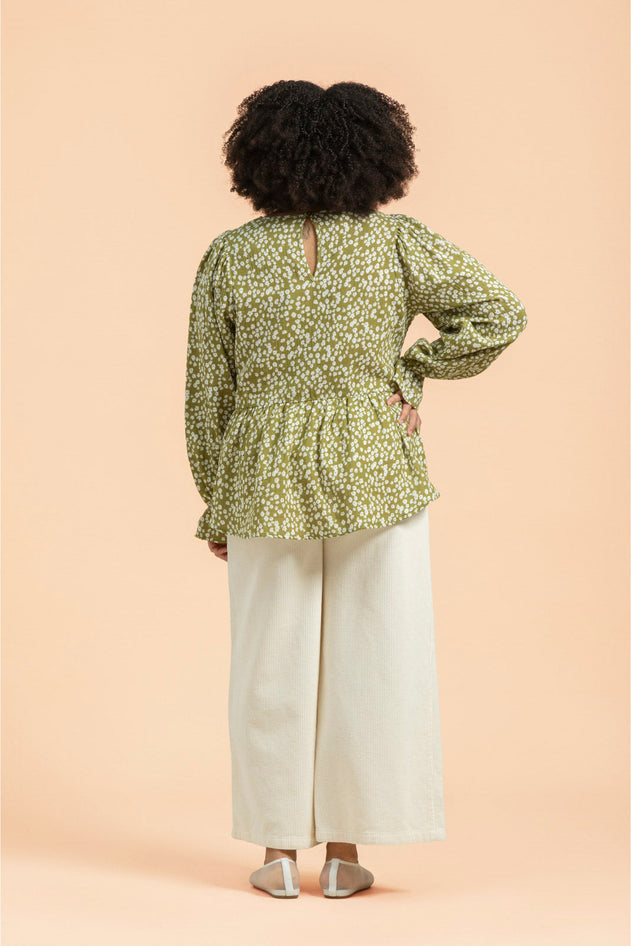 Flounce Blouse Flora Olive