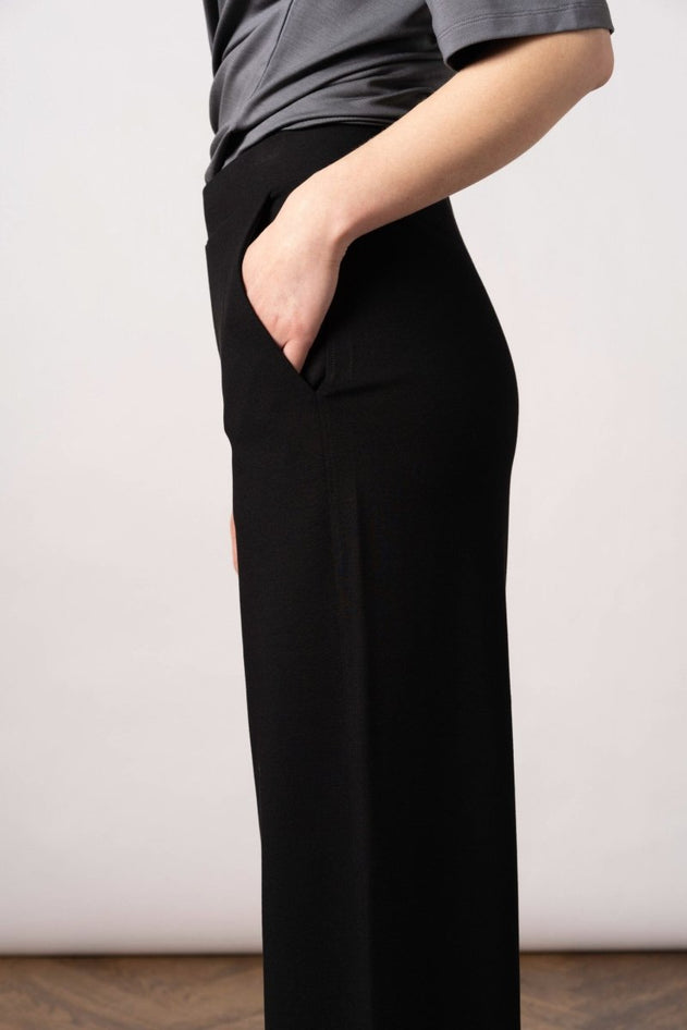 Leia Wide Pants Black - IVALO.COM
