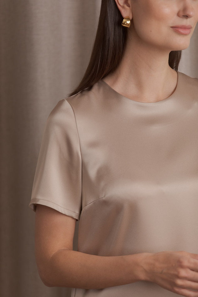 Short-sleeved Satin Shirt Latte