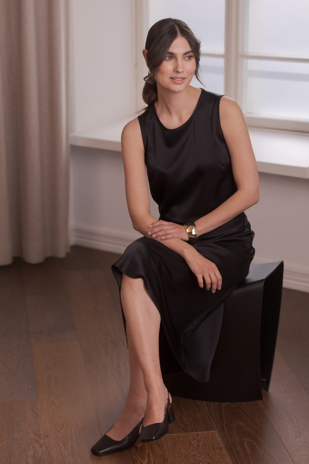 Tia Sleeveless Satin Top Black