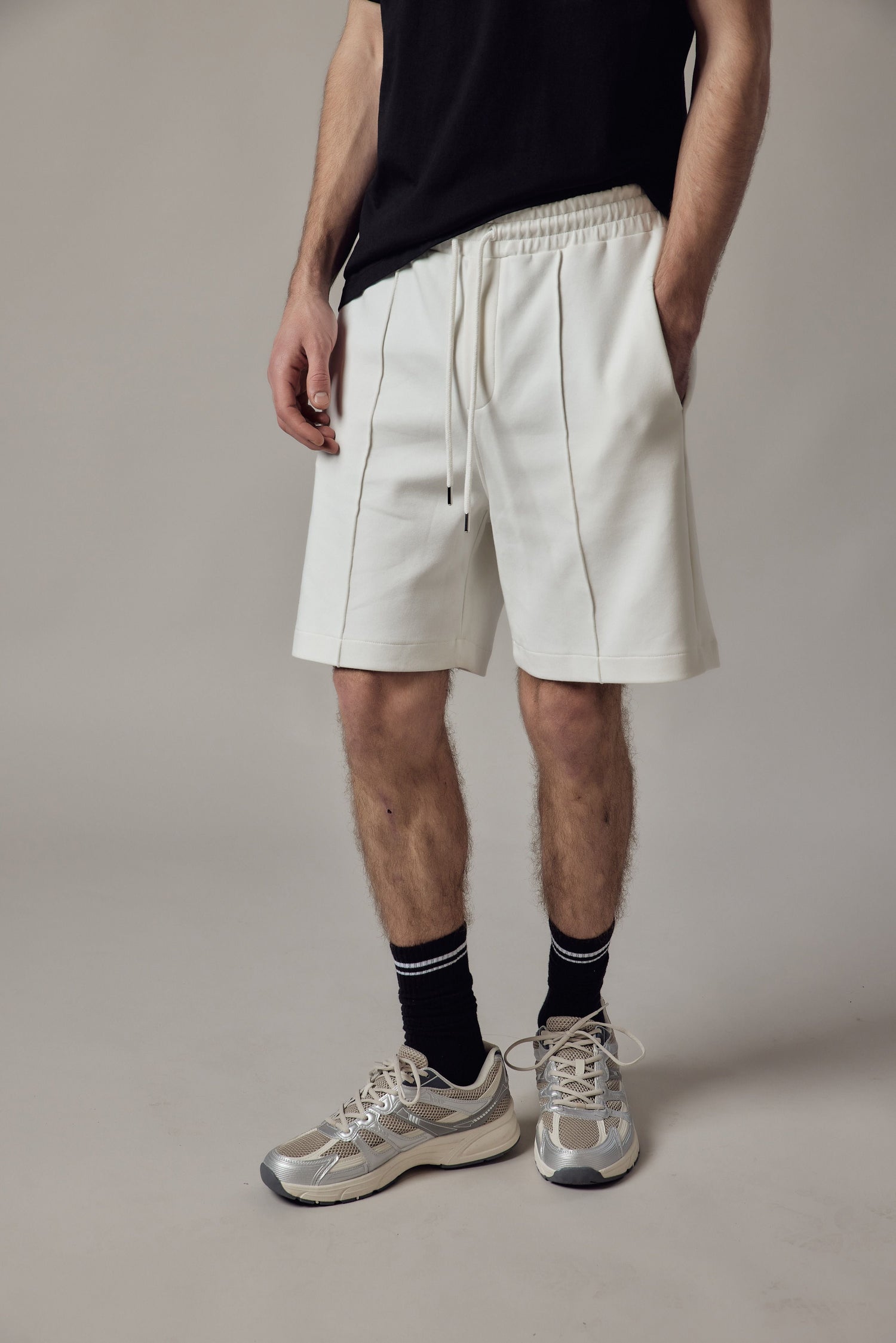 Men's Loose Fit Interlock Shorts
