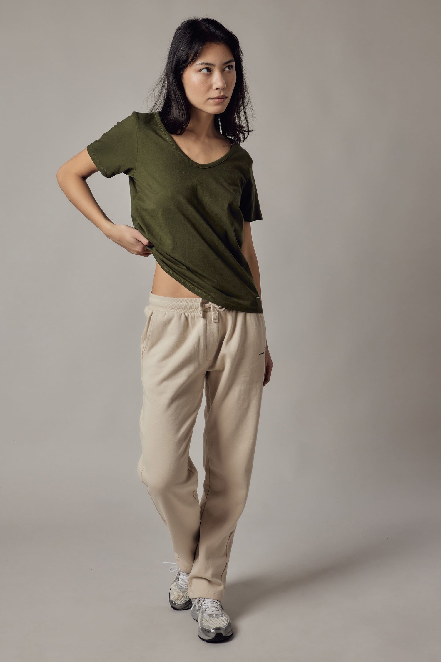 Women's Straight Gauzy Joggers Black