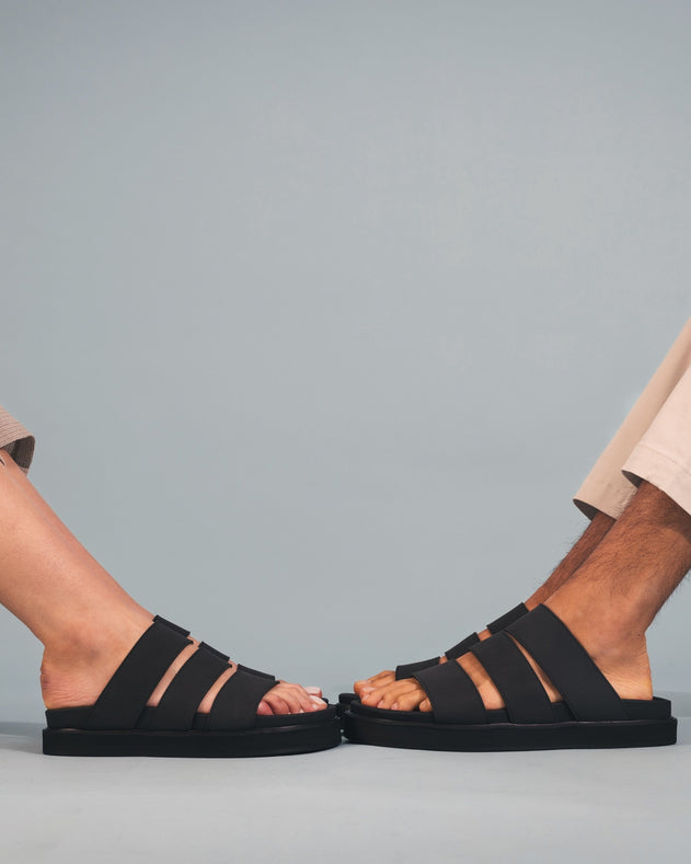 Tonga Sandals Black