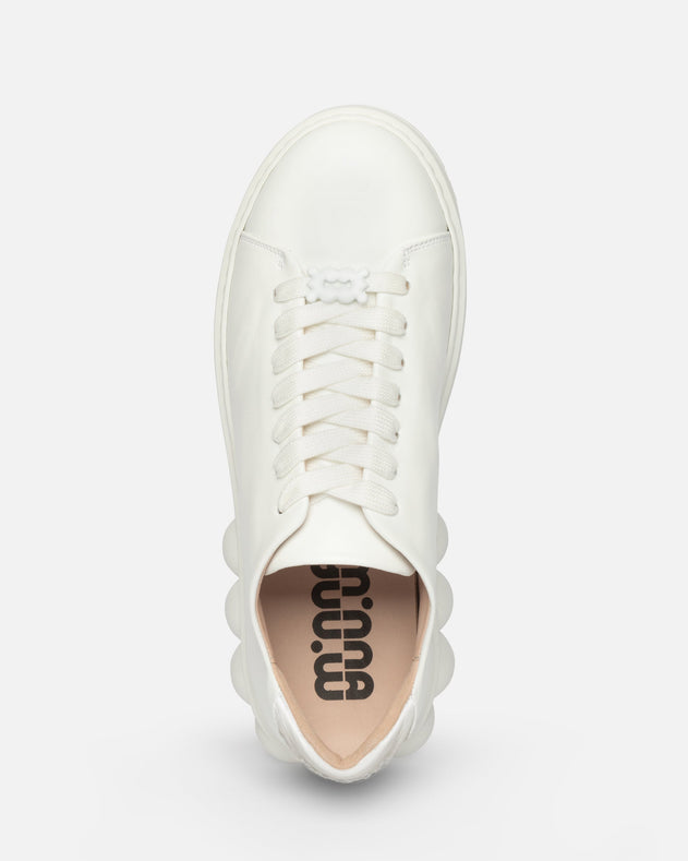 Slick Sneakers White