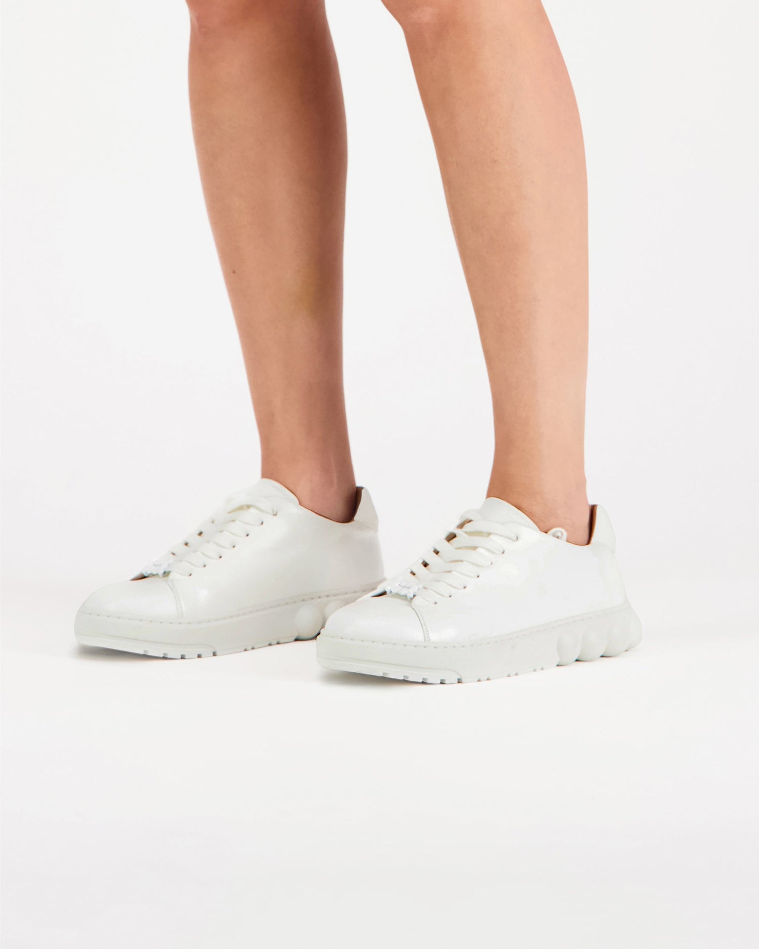 Slick Sneakers White