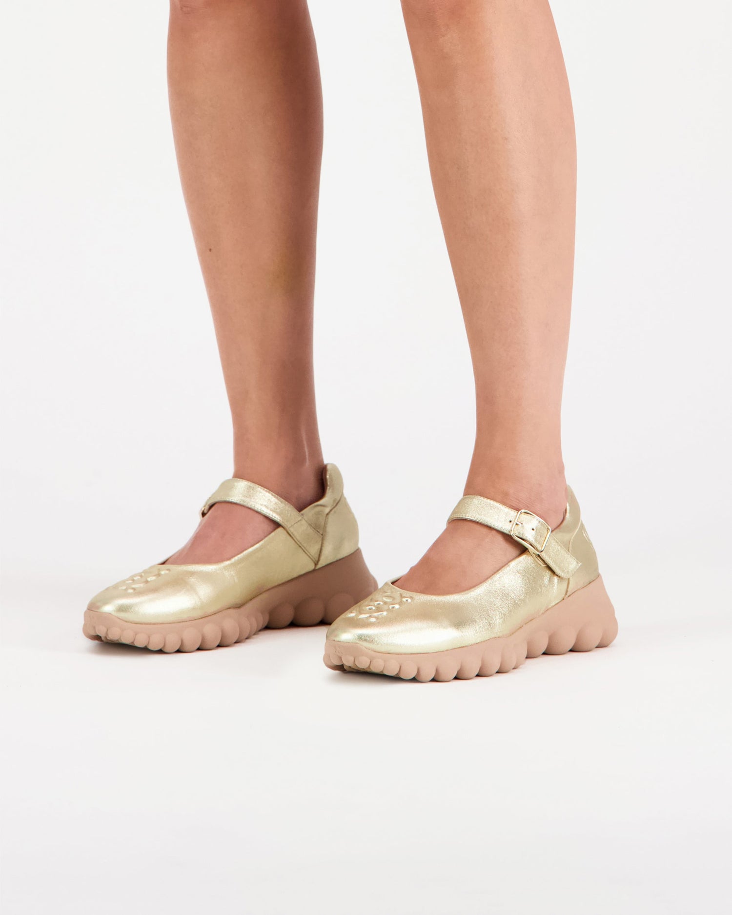 Sisterhood Shoes Champagne