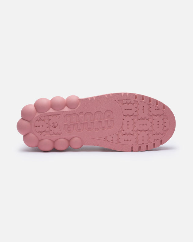 Slick Sneakers Blossom