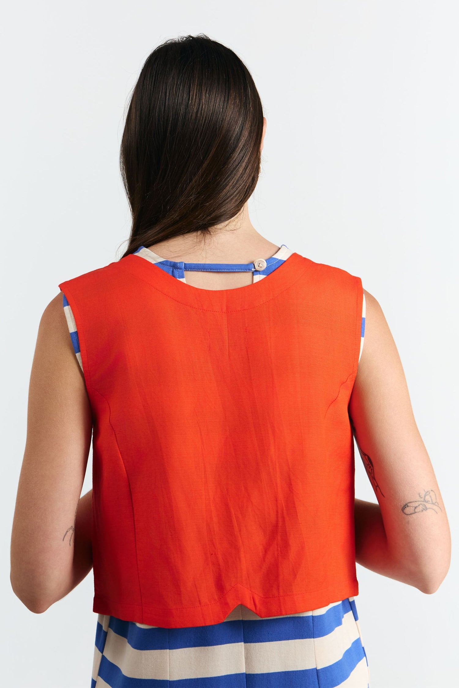 Azuah Vest Red