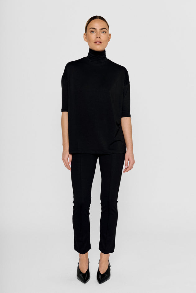 Tomasine Turtleneck Top Black