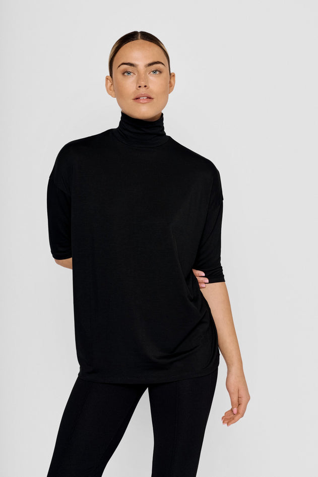 Tomasine Turtleneck Top Black