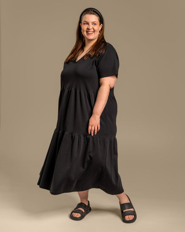 V-Neck Maxi Dress Black