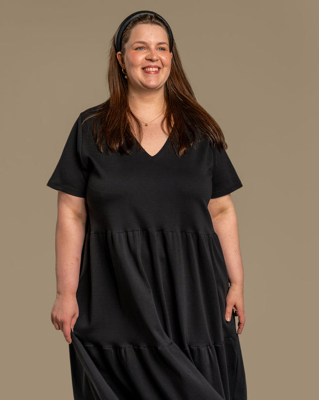 V-Neck Maxi Dress Black