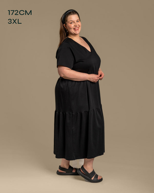 V-Neck Maxi Dress Black