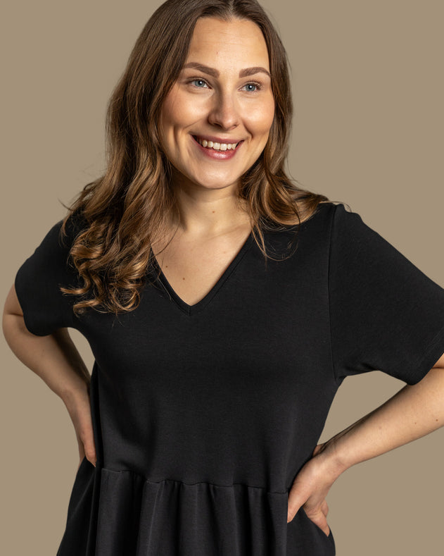 V-Neck Midi Dress Black