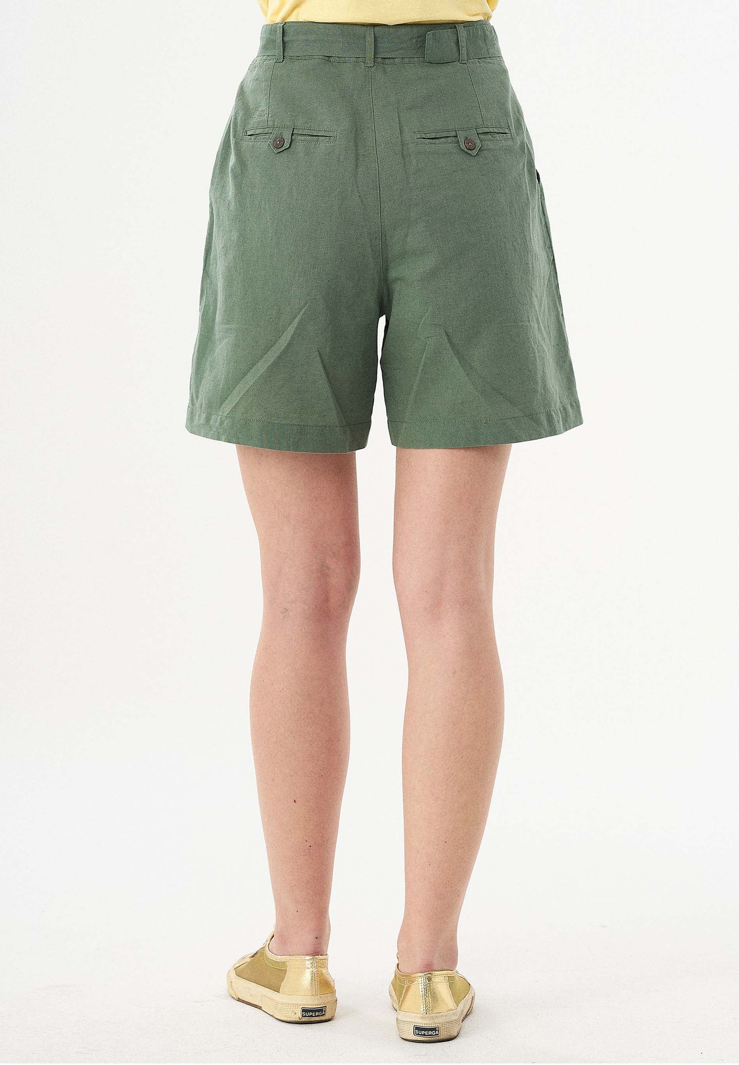 Belted Linen-Cotton Shorts Fern Green