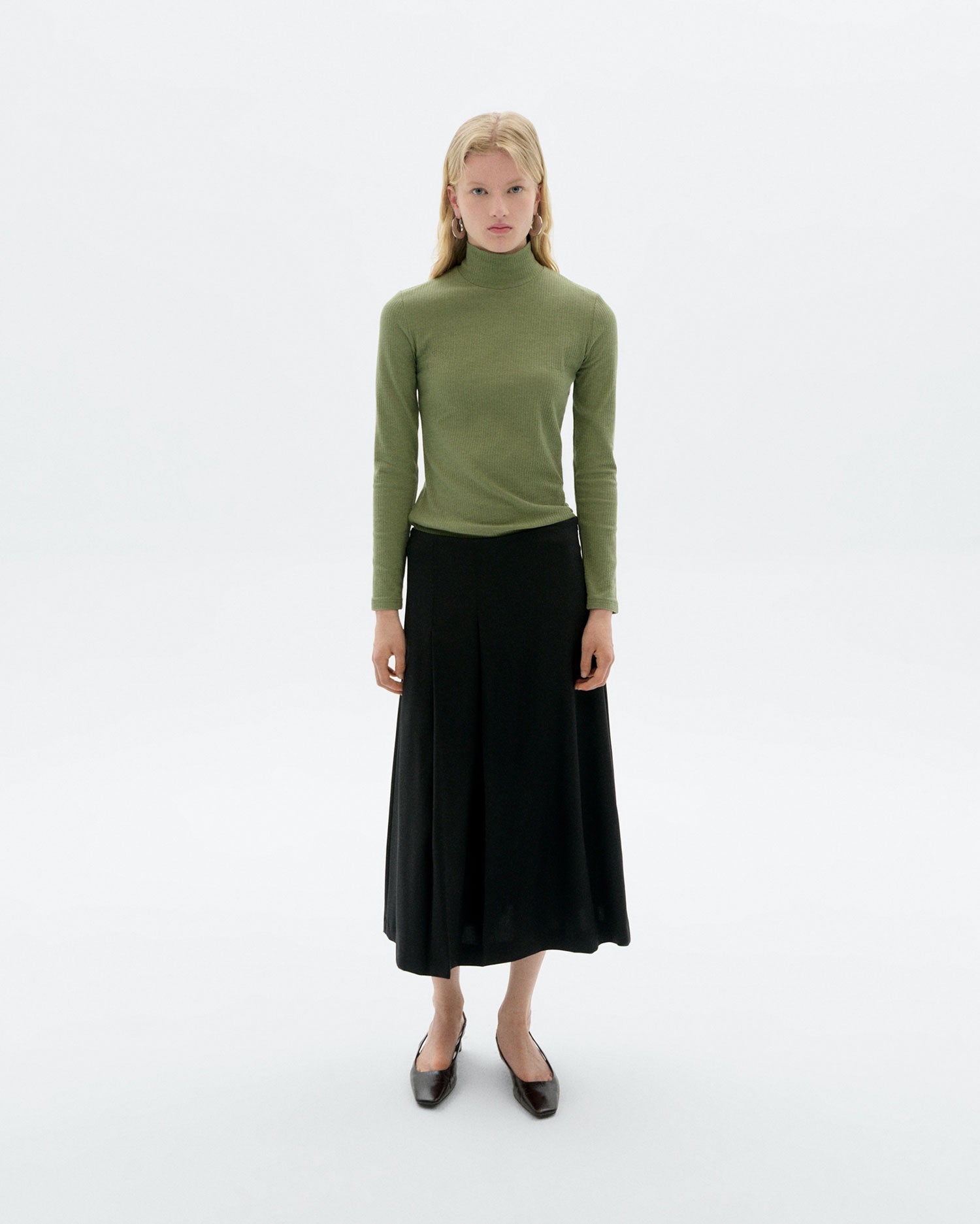 Aine Turtleneck Top Green Hemp