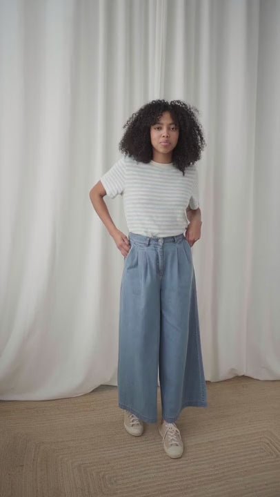 Puako T-Shirt Light Blue & Ecru Stripes - IVALO.COM