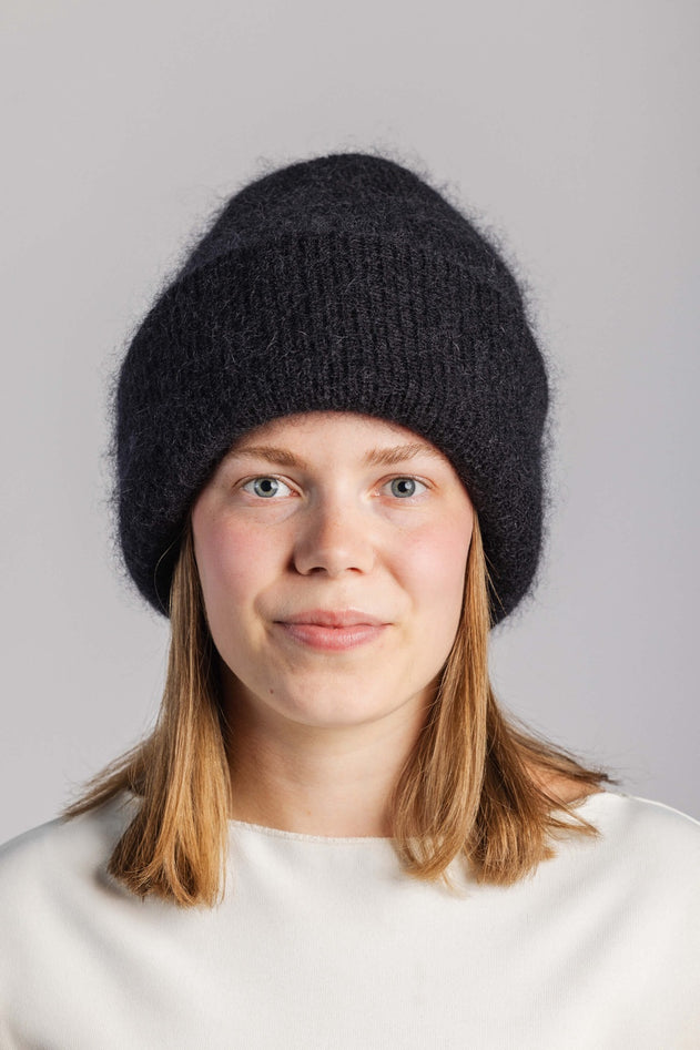 Pippa Mohair Beanie Black